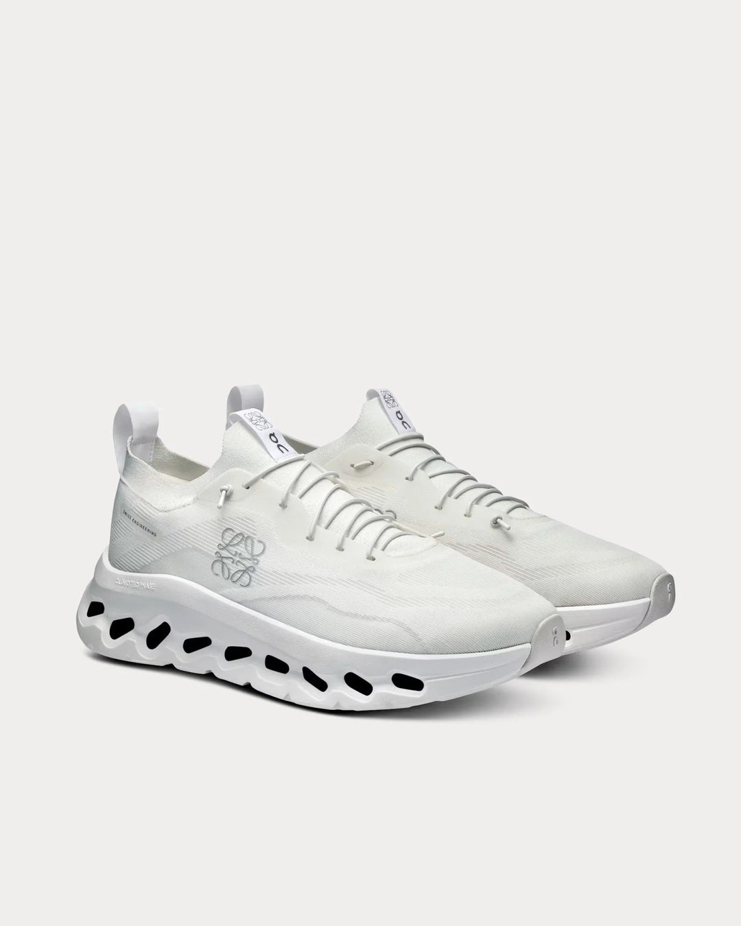On Running x Loewe Cloudtilt - Branco