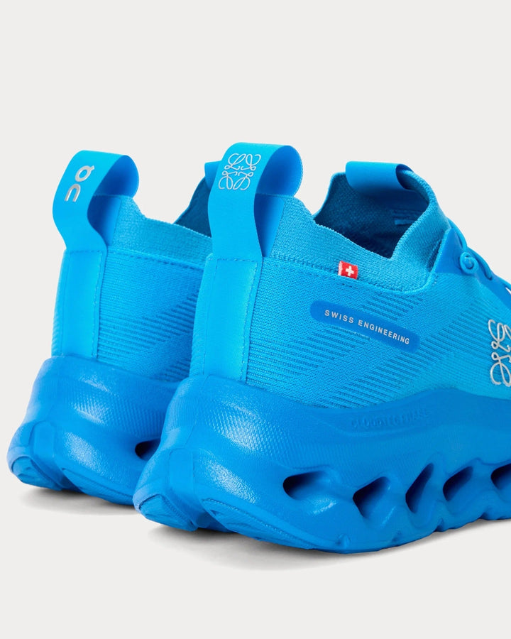 On Running x Loewe Cloudtilt – Azul