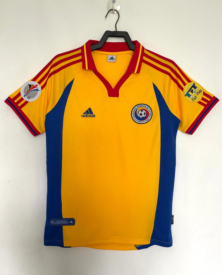 Camisa Retrô Romênia 2000 Home (+Patches)
