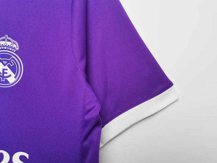 Camisa Retrô UCL Real Madrid 2016/17 Away