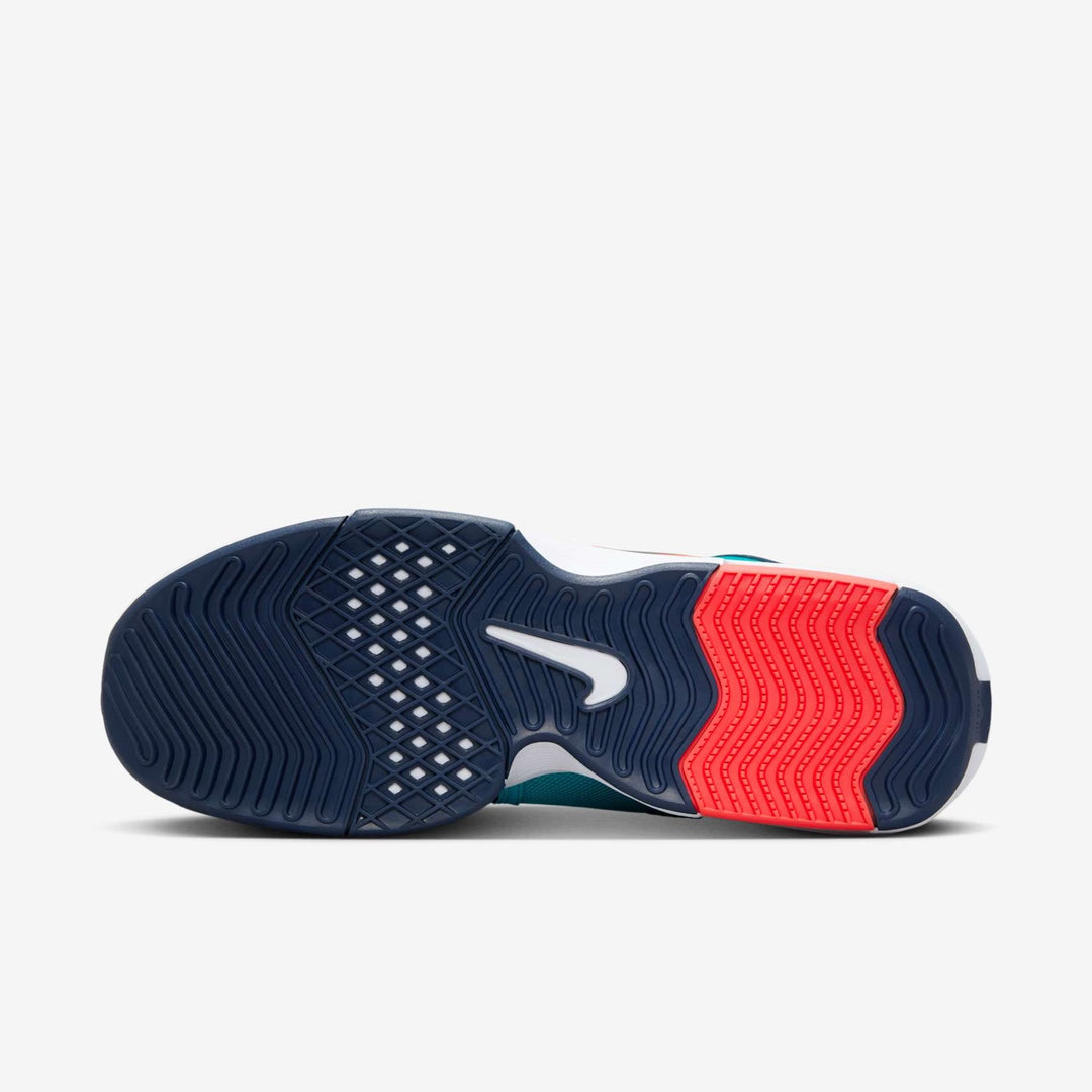 Tênis Nike LeBron Witness 8 - Turquesa