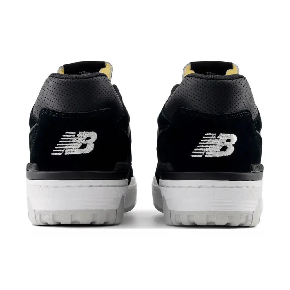 New Balance 550 Suede Perforated Leather – Preto/Branco