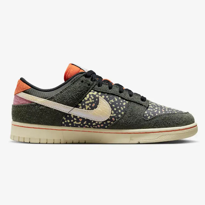 NK Dunk Low - Rainbow Trout