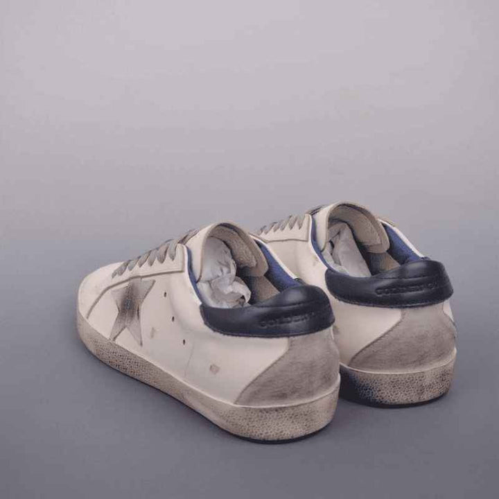 Golden Goose Super-Star – Branco/Bege com Detalhes Azul Marinho