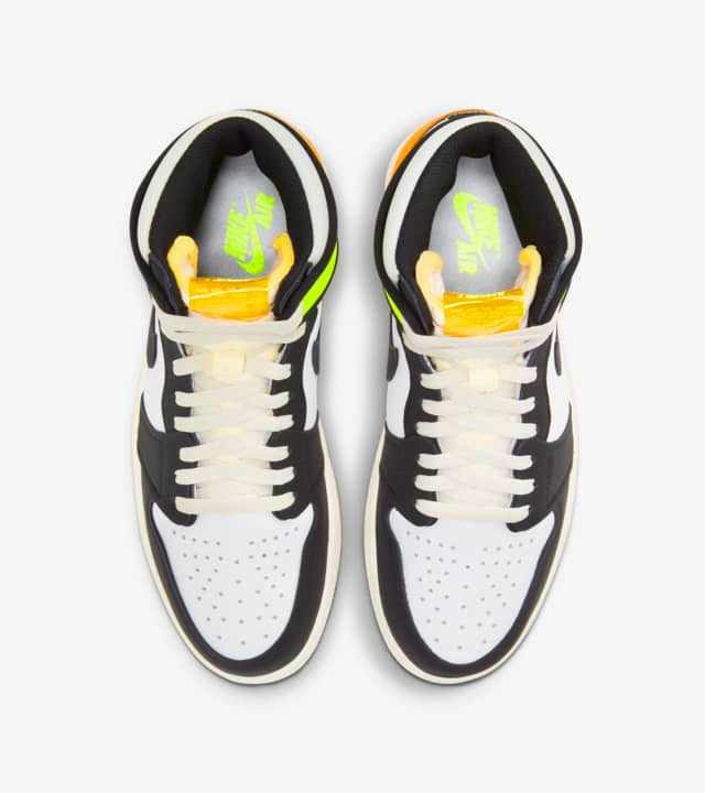 Jordan 1 Retro High - Branco/Preto/Volt/Ouro Universitário