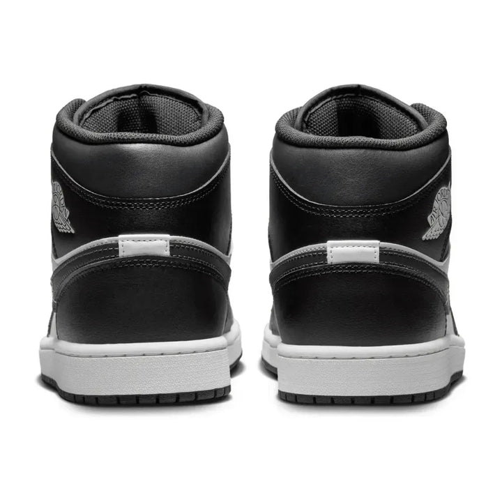 Air Jordan 1 Mid - Preto/Branco
