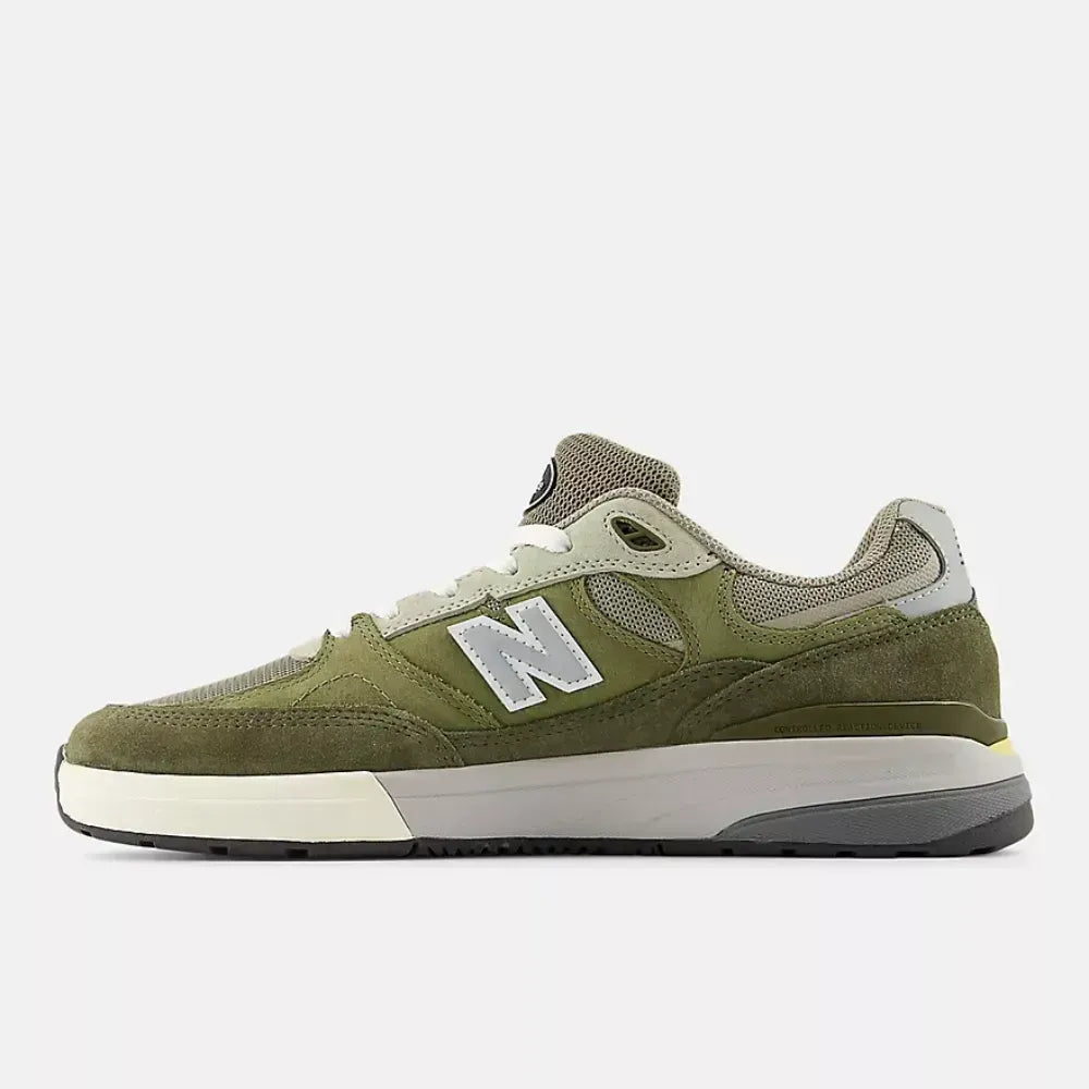 New Balance Numeric AR 933 – Olivina/Olivina Escura