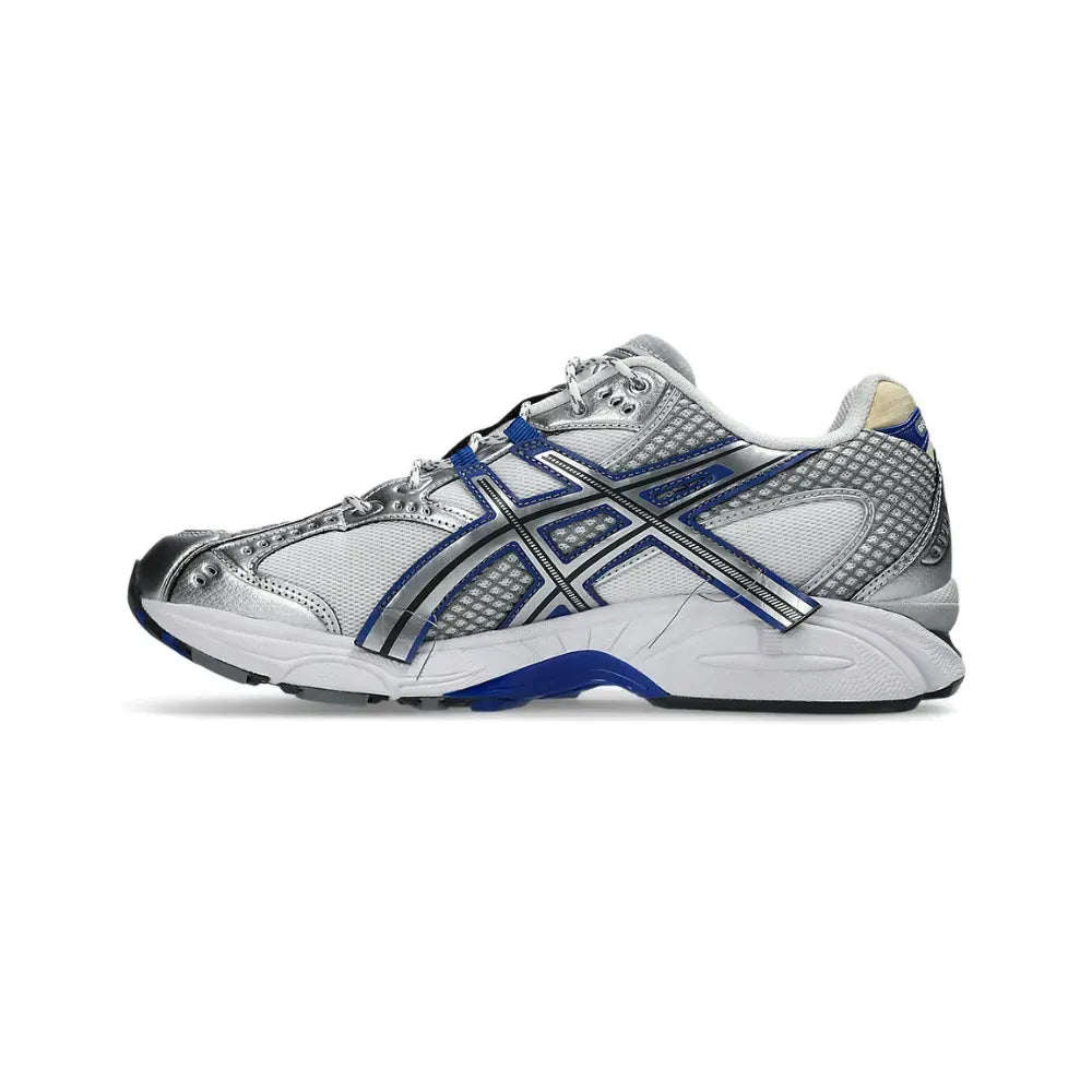 Asics Nimbus 10.1 x Invincible – Branco/Azul Claro