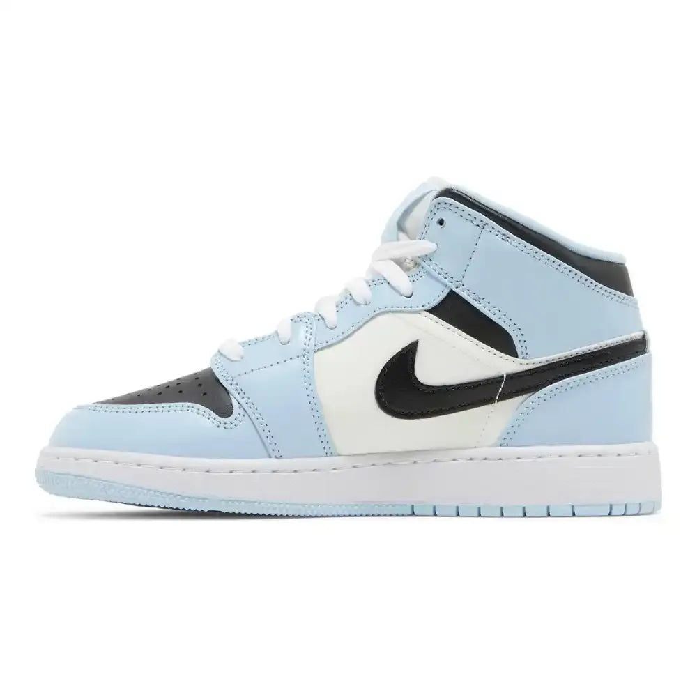 Air Jordan 1 Mid GS - Azul Gelo/Branco/Preto