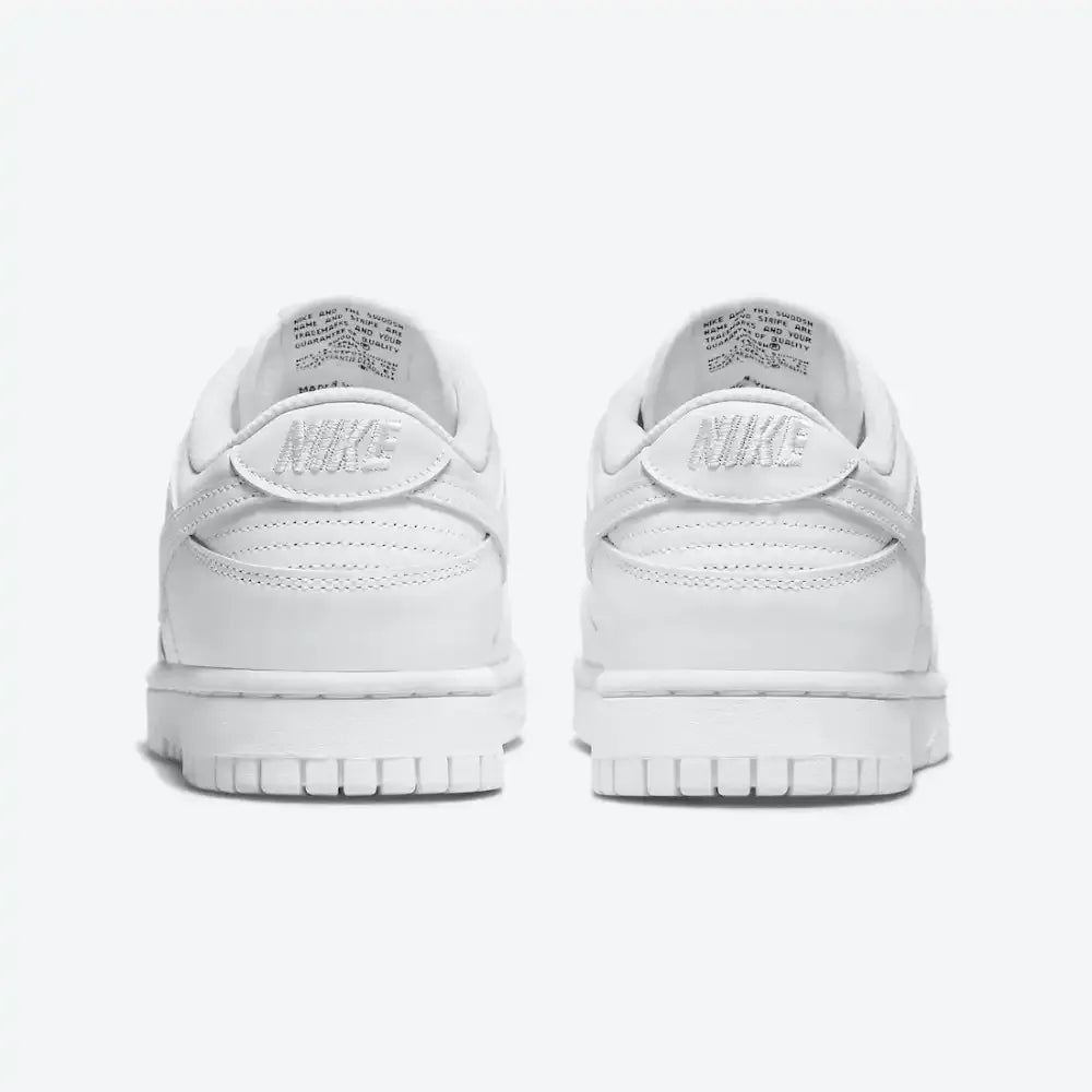 Nike Dunk Low - Triplo Branco