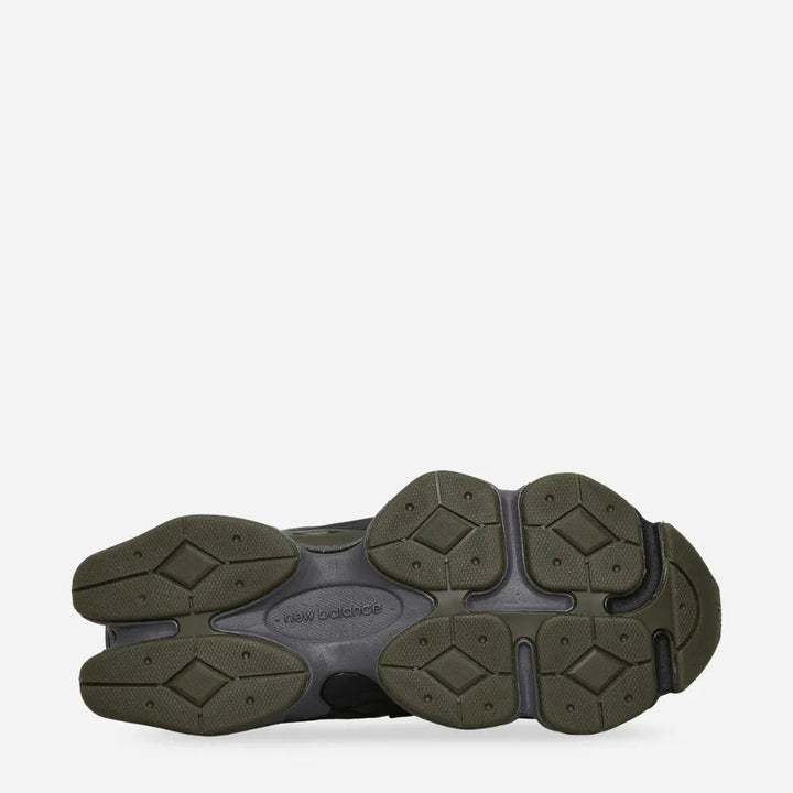 New Balance 9060 – Preto/ Verde escuro