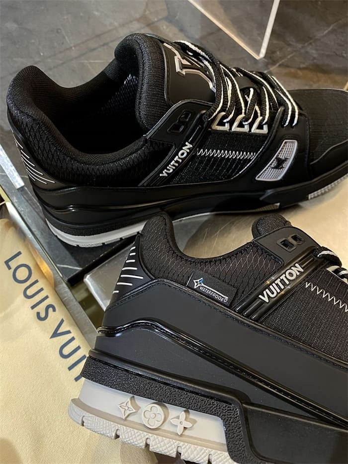 Louis Vuitton LV Trainer – Preto/Cinza