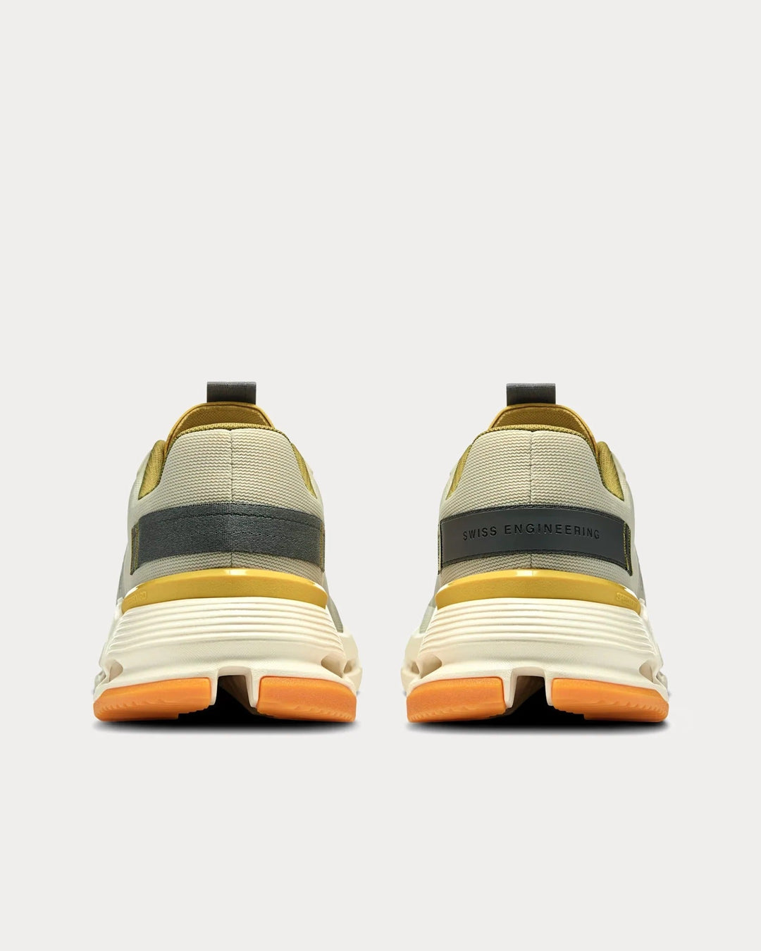 On Running Cloudnova Form 2 – Baunilha/Mostarda