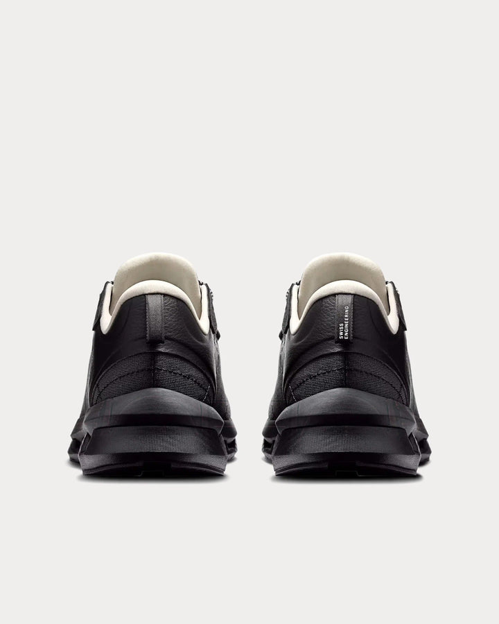 On Running Cloudzone Moon – Preto/Orvalho