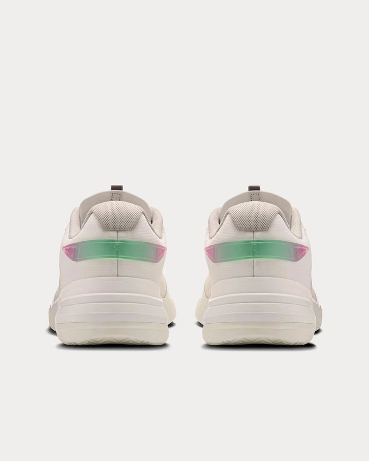 On Running The Roger ADV Z5 – Branco/Marfim