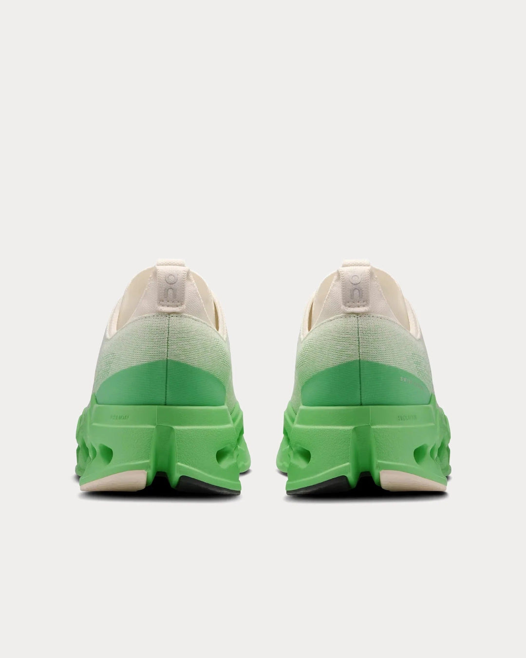 On Running Cloudsurfer Max – Marfim/Melão