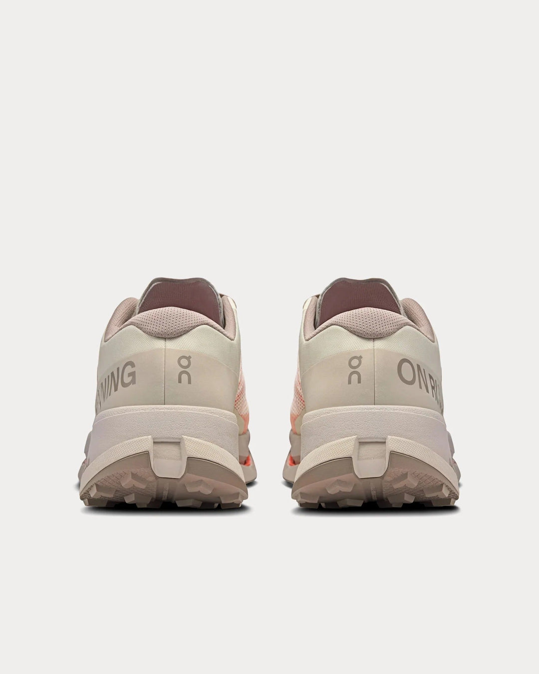 On Running Cloudultra 3 – Cinza/Pérola