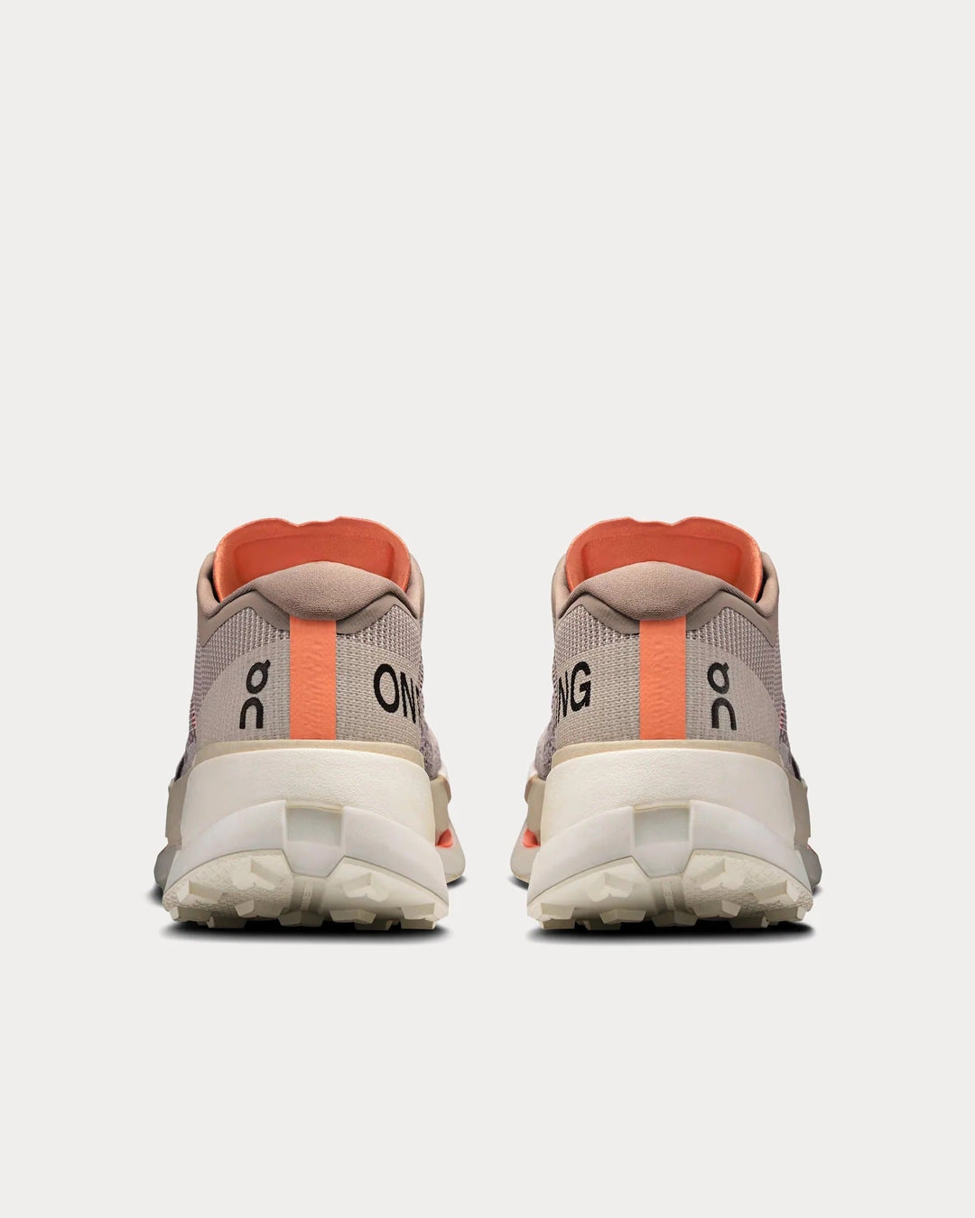 On Running Cloudultra Pro - Cinza Cinder/Pérola