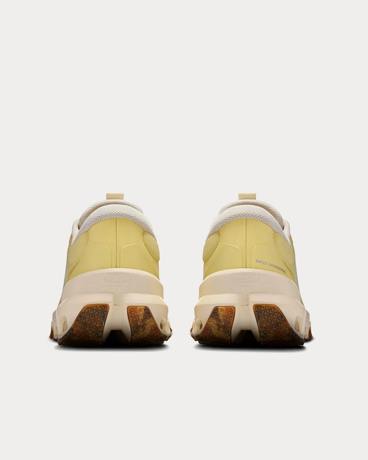 On Running x Loewe Cloudtilt 2.0 – Amarelo/Canela