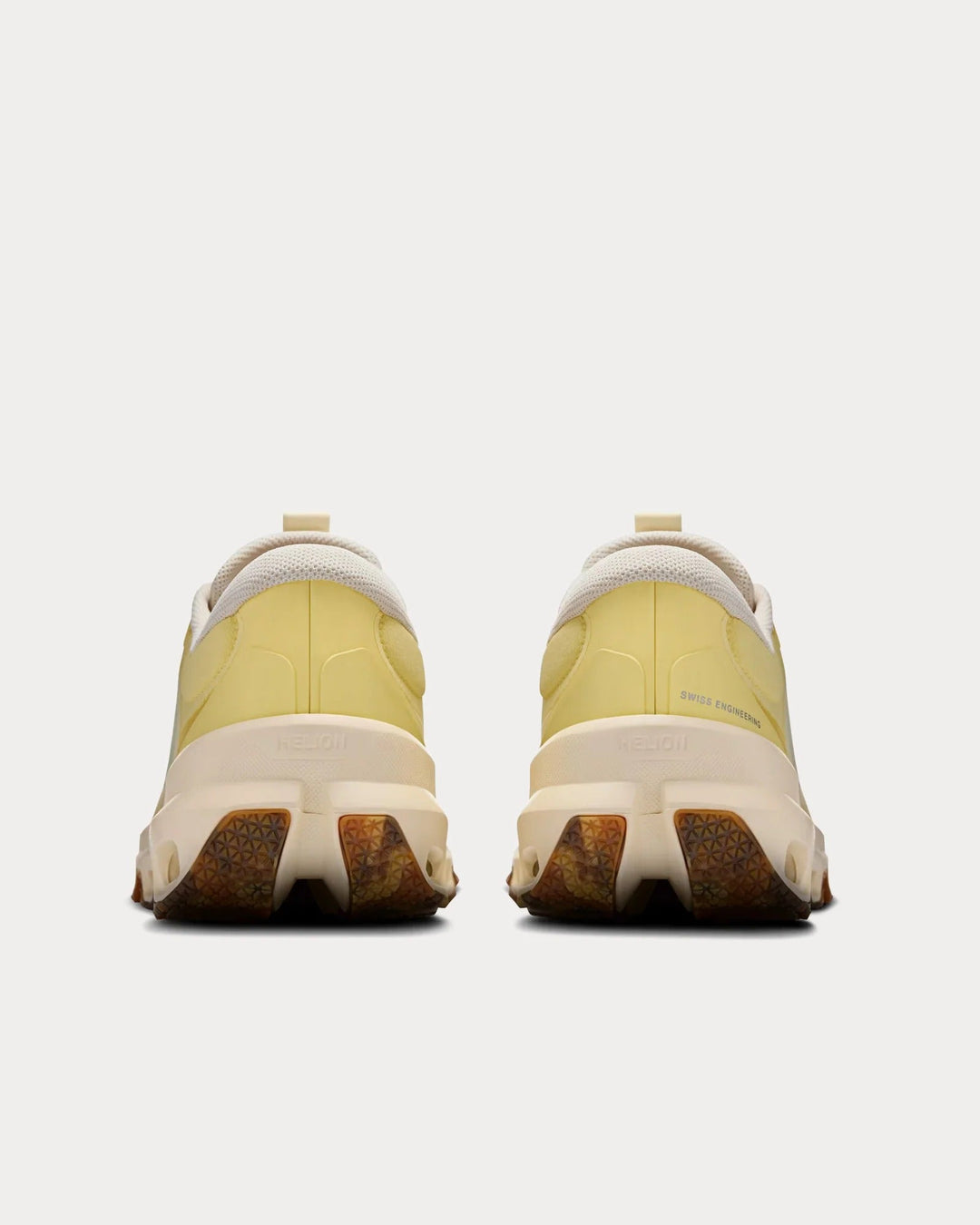 On Running x Loewe Cloudventure 2.0 – Amarelo/Canela