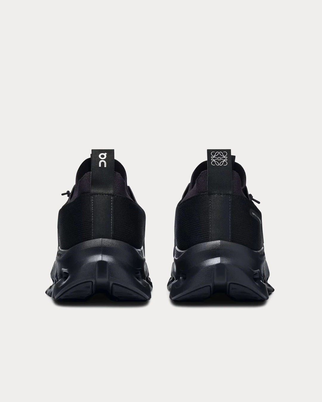 On Running x Loewe Cloudtilt - Preto