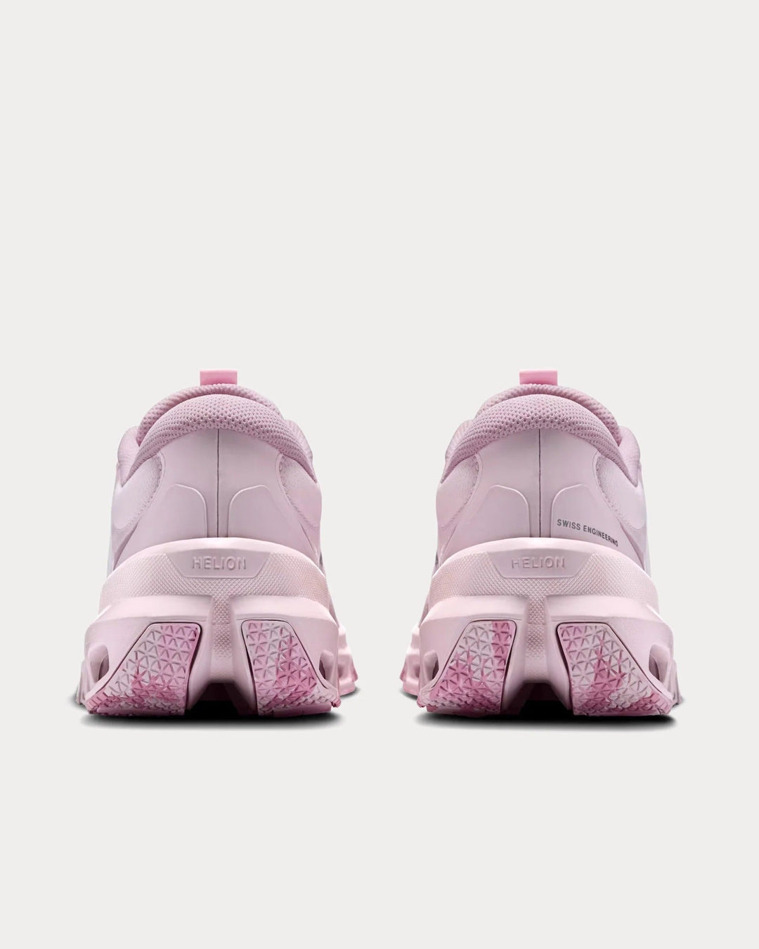 On Running x Loewe Cloudtilt 2.0 – Rosa Claro