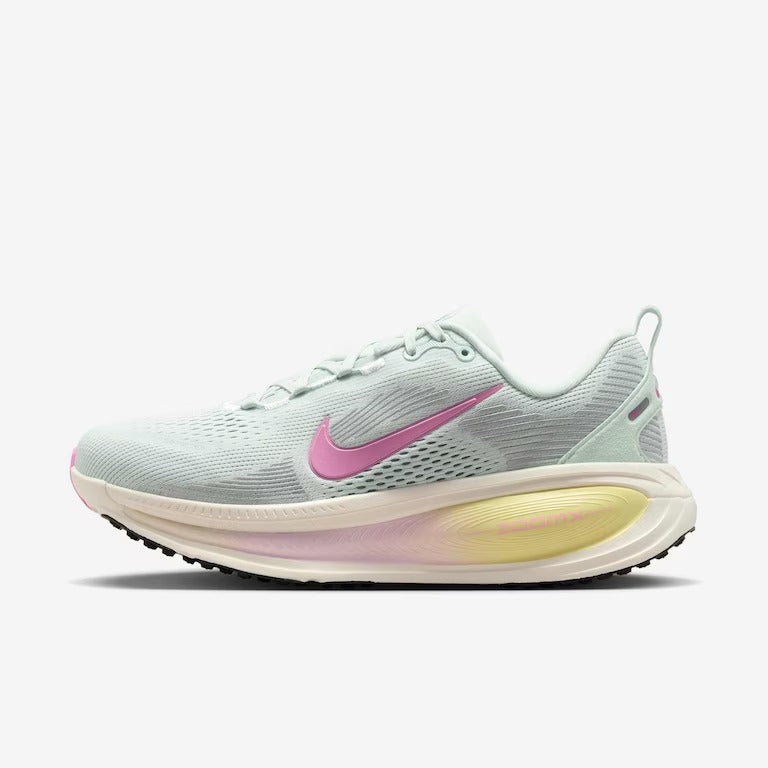Tênis Nike Vomero 18 - Azul Claro/ Rosa Claro