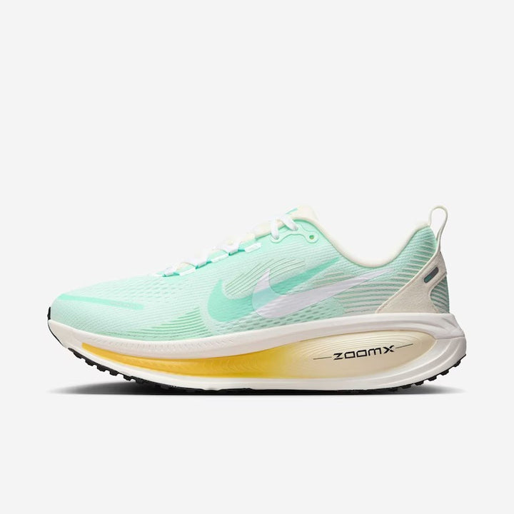 Tênis Nike Vomero 18 - Turquesa