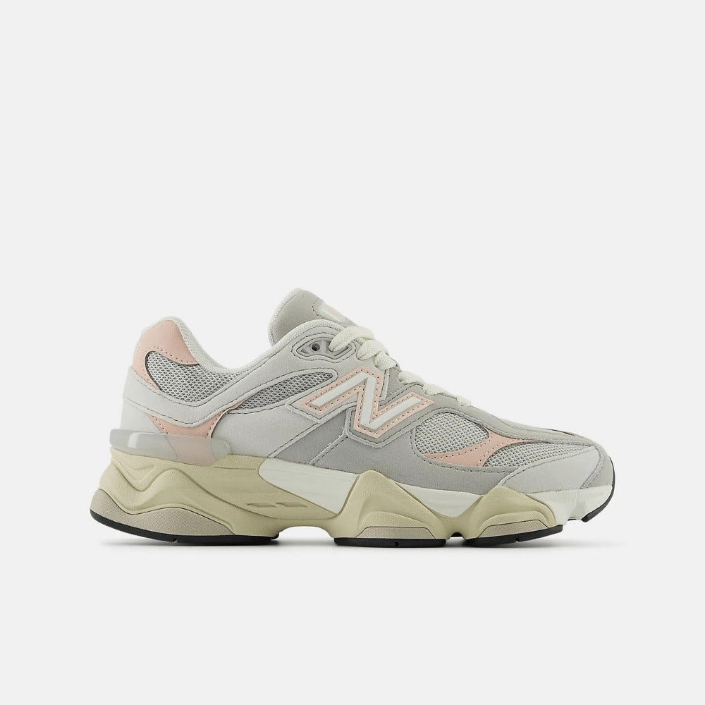 New Balance 9060 – Cinza Nuvem/Névoa