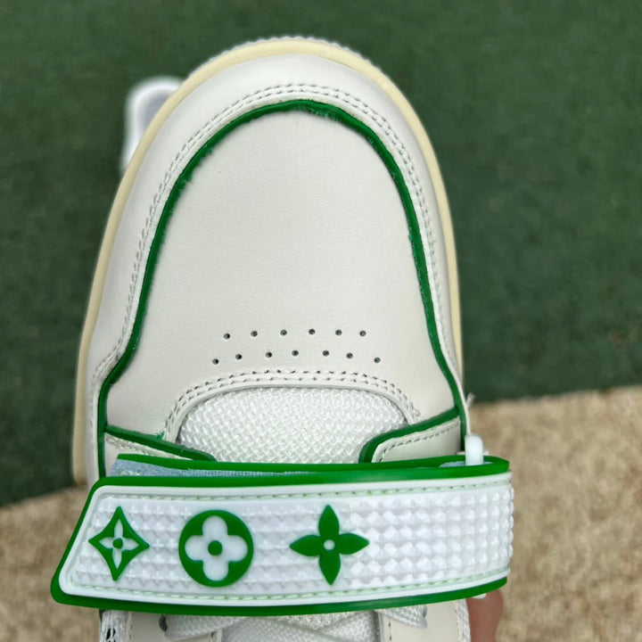 Louis Vuitton Trainer – Verde (Mesh)