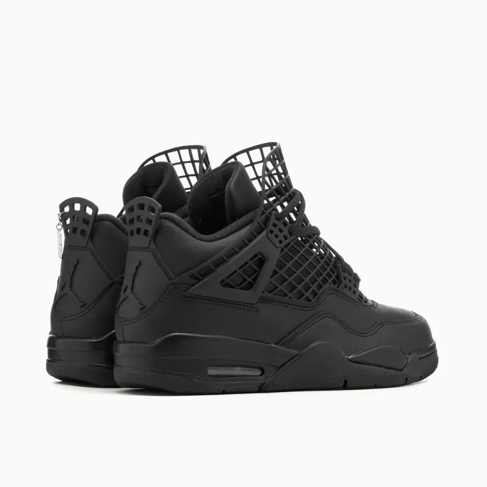 Air Jordan 4 - Triplo Preto