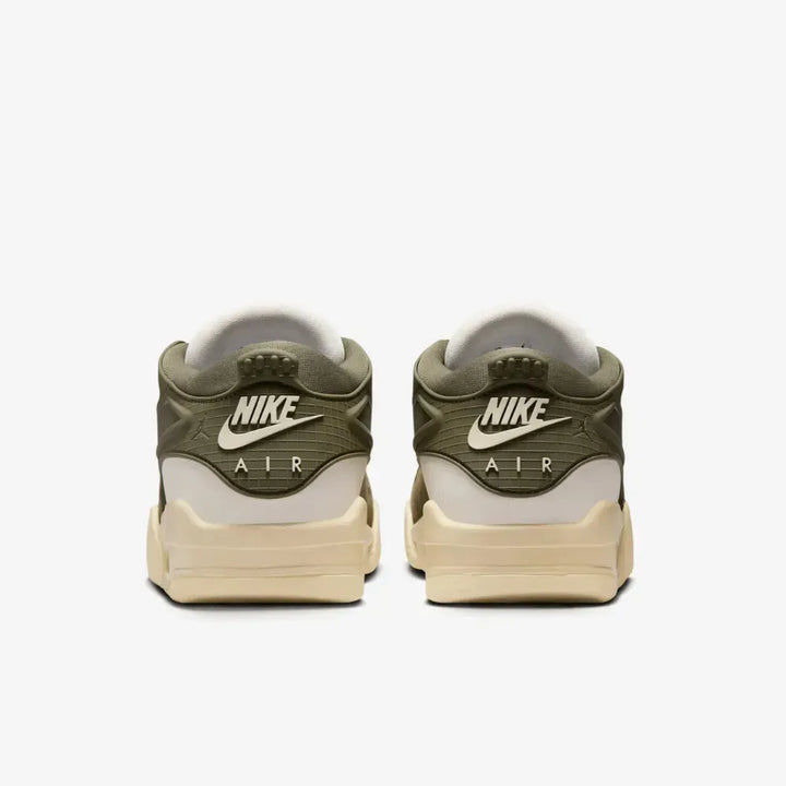 Air Jordan 4 RM - Creme/Verde