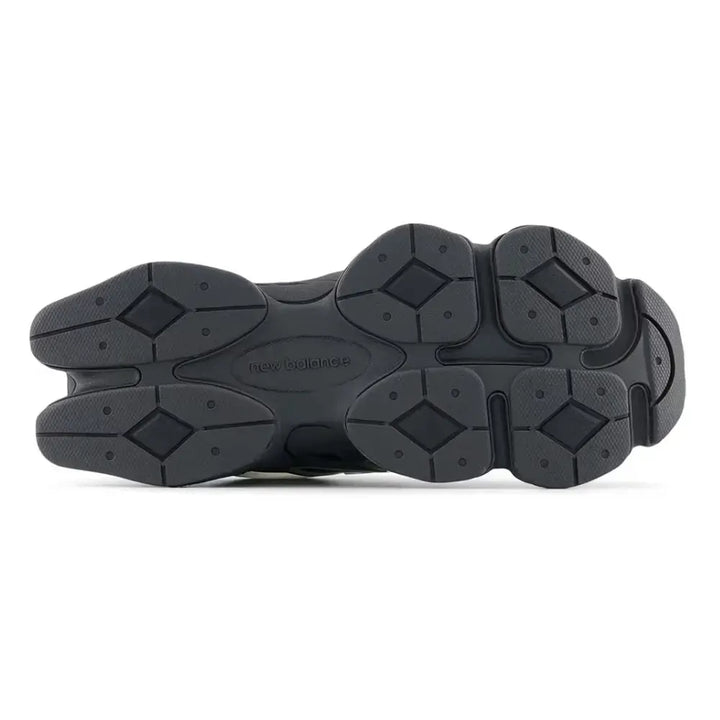 New Balance 9060 – Cinza Escuro Triplo