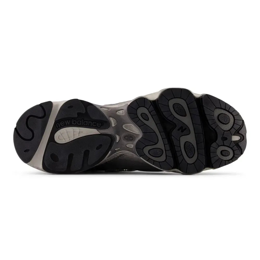 New Balance 1000 – Prata/Branco Metálico