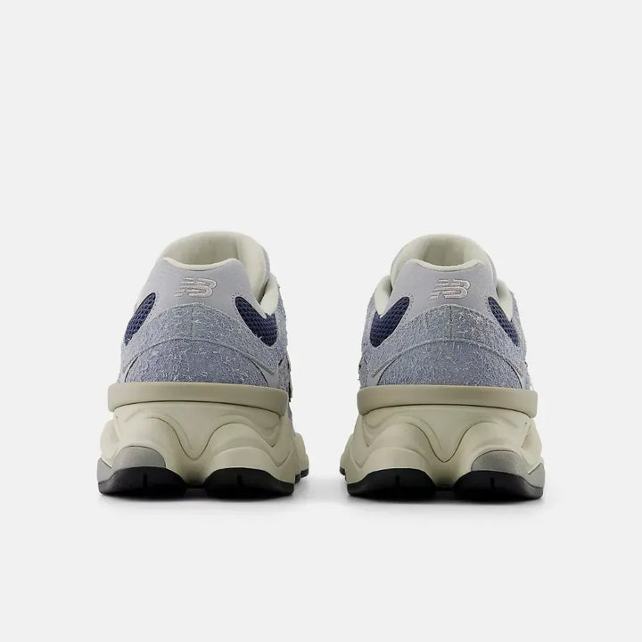 New Balance 9060 - Cinza Ártico Claro