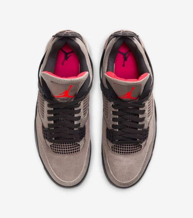 Air Jordan 4 - Marrom/Preto/Branco