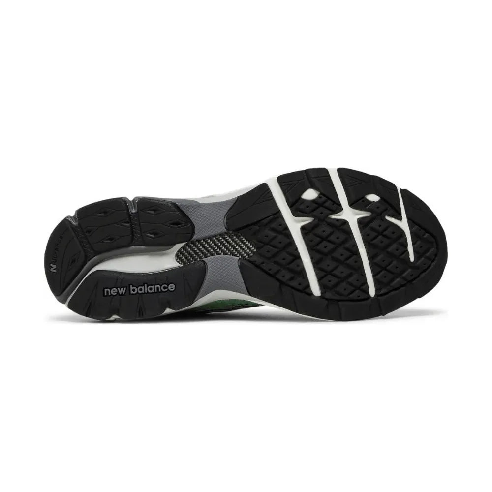 Stray Rats x New Balance 990v3 - Verde/Cinza