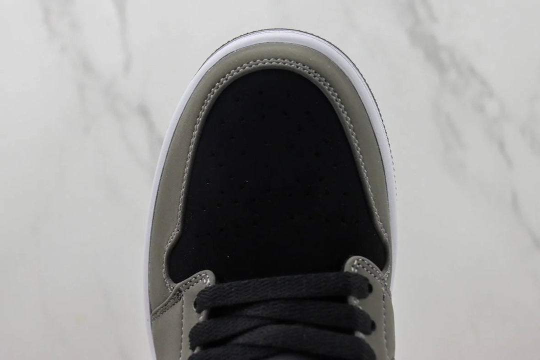 Jordan 1 Low Cinza Grafite Laranja Vívido