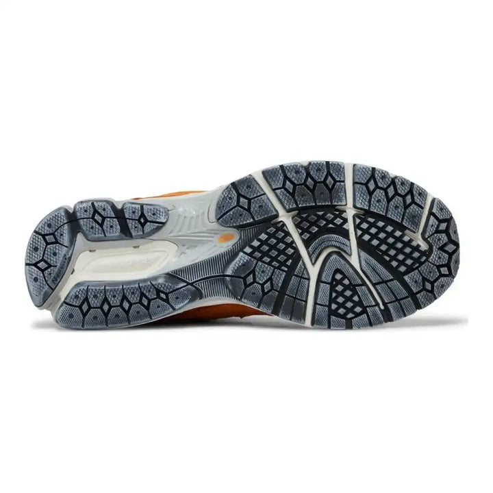 New Balance 2002R Protection Pack – Laranja
