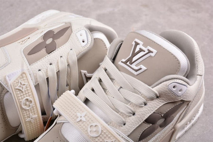 Louis Vuitton Trainer – Bege