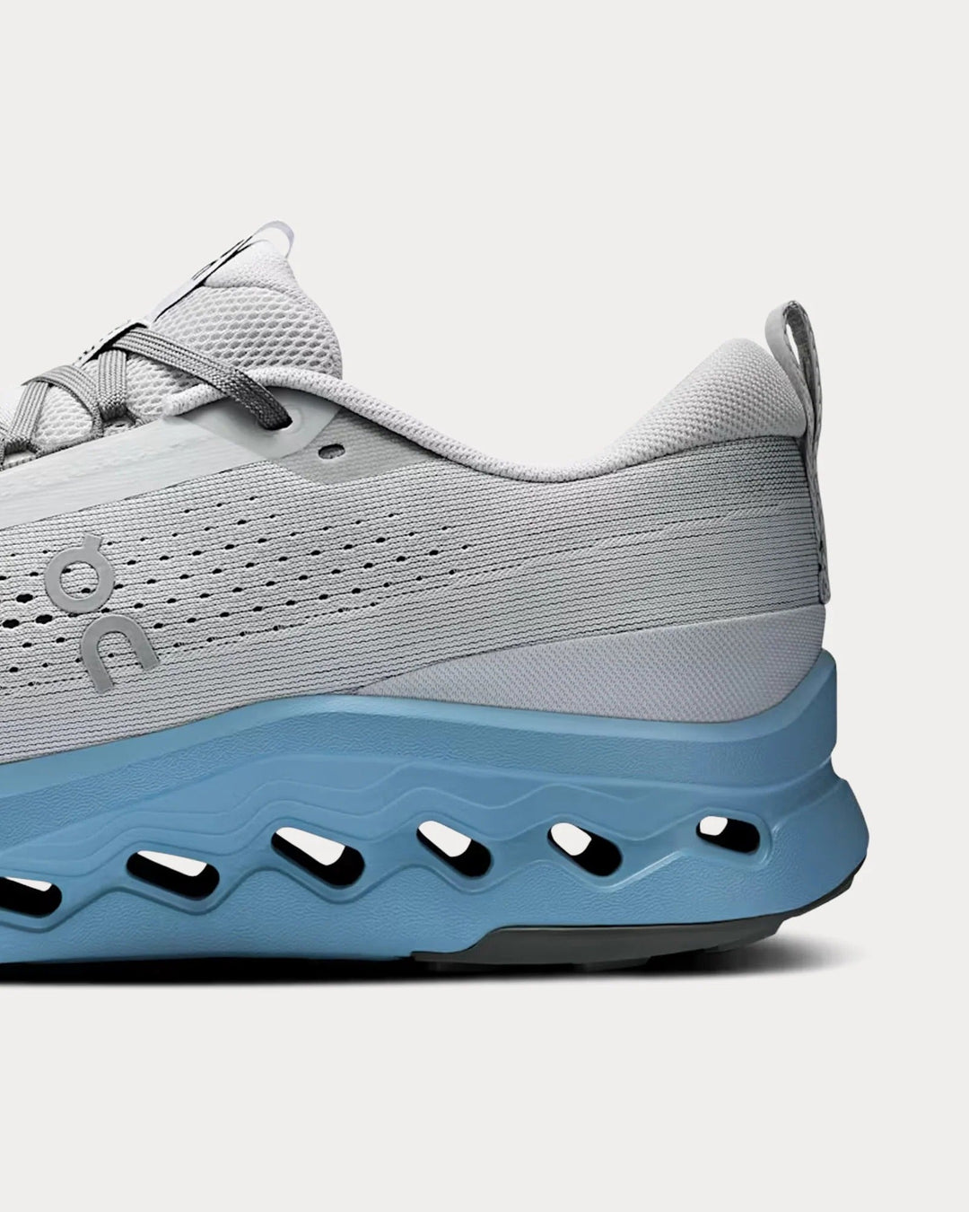 On Running Cloudsurfer Trail 2 – Rocha/Niágara