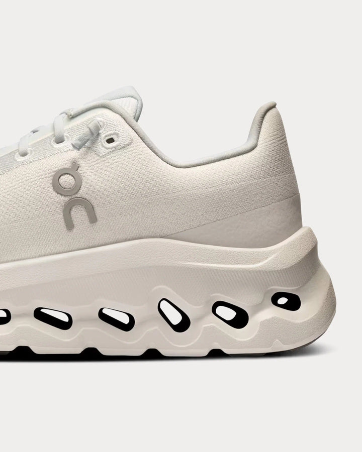 On Running Cloudtilt – Ártico/Gelo