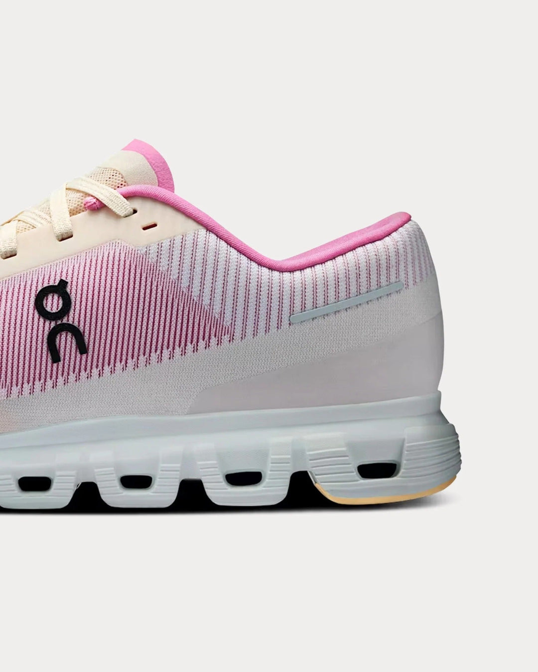 On Running Cloud 6 Push – Tangerina/Framboesa