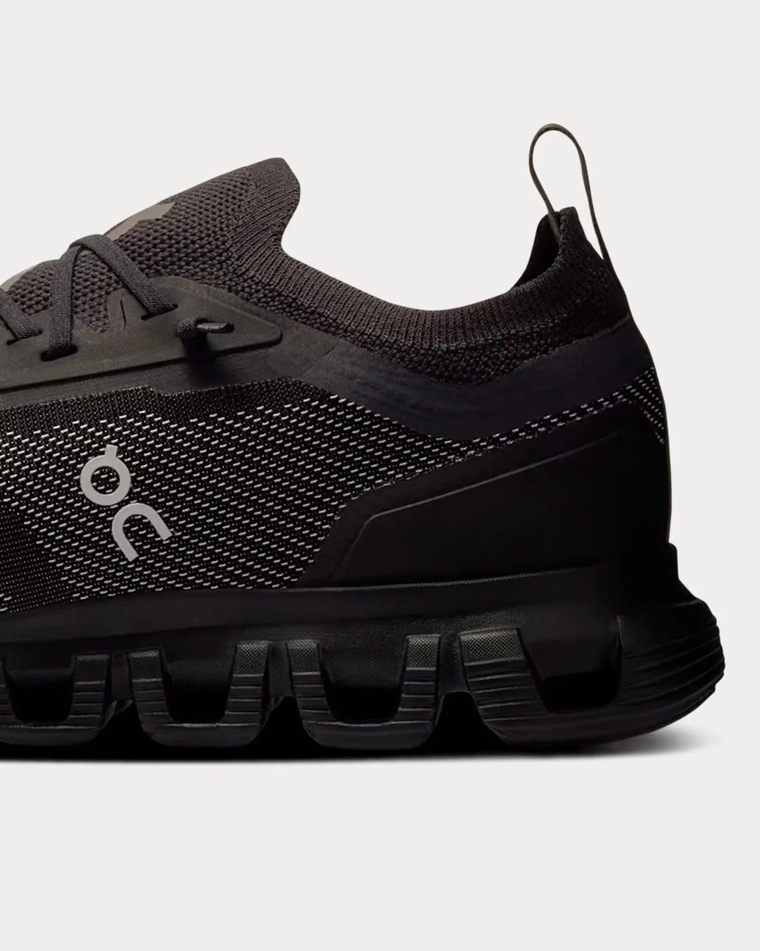 On Running Cloud 6 Versa – Preto/Eclipse