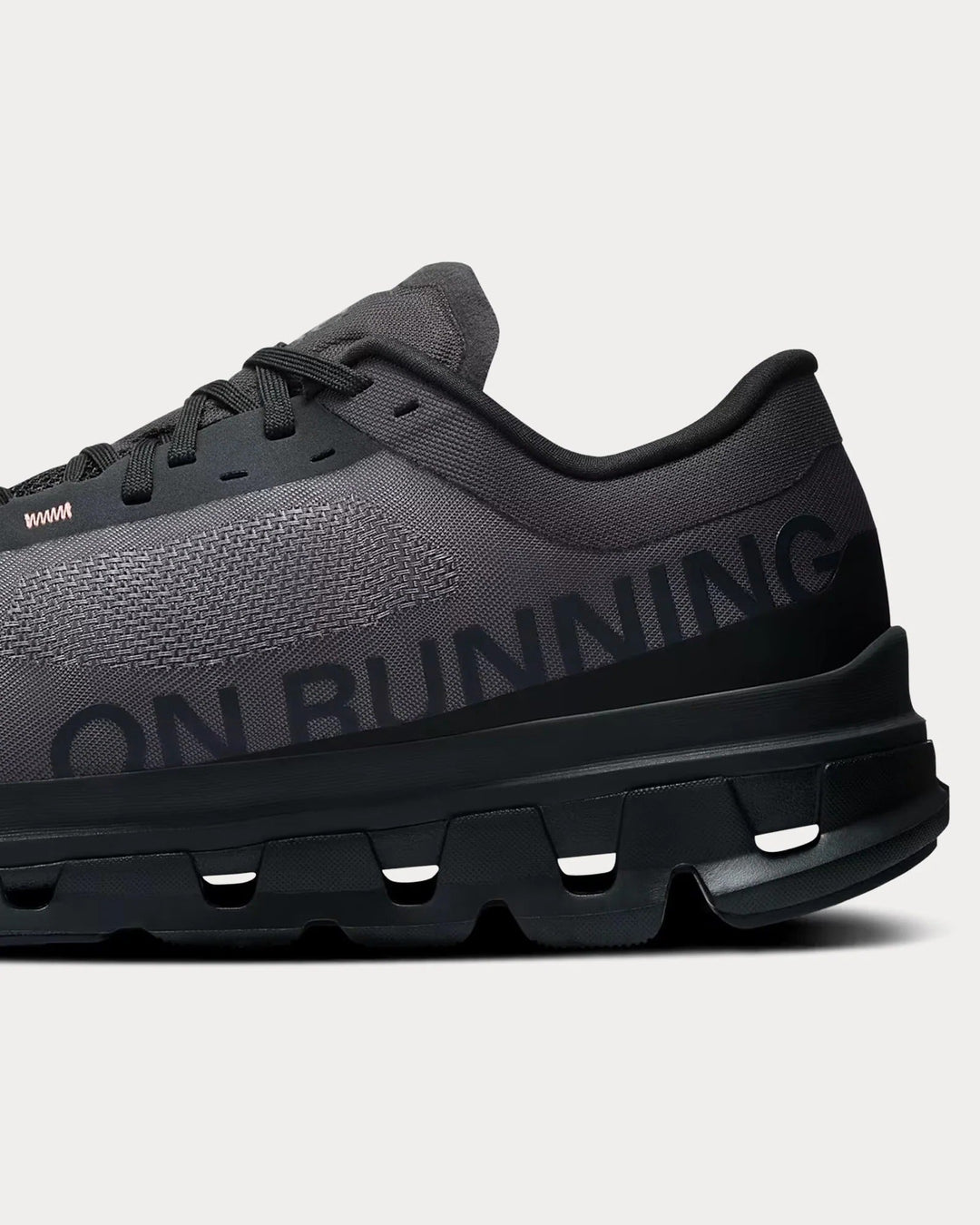 On Running Cloudflow 5 - Preto