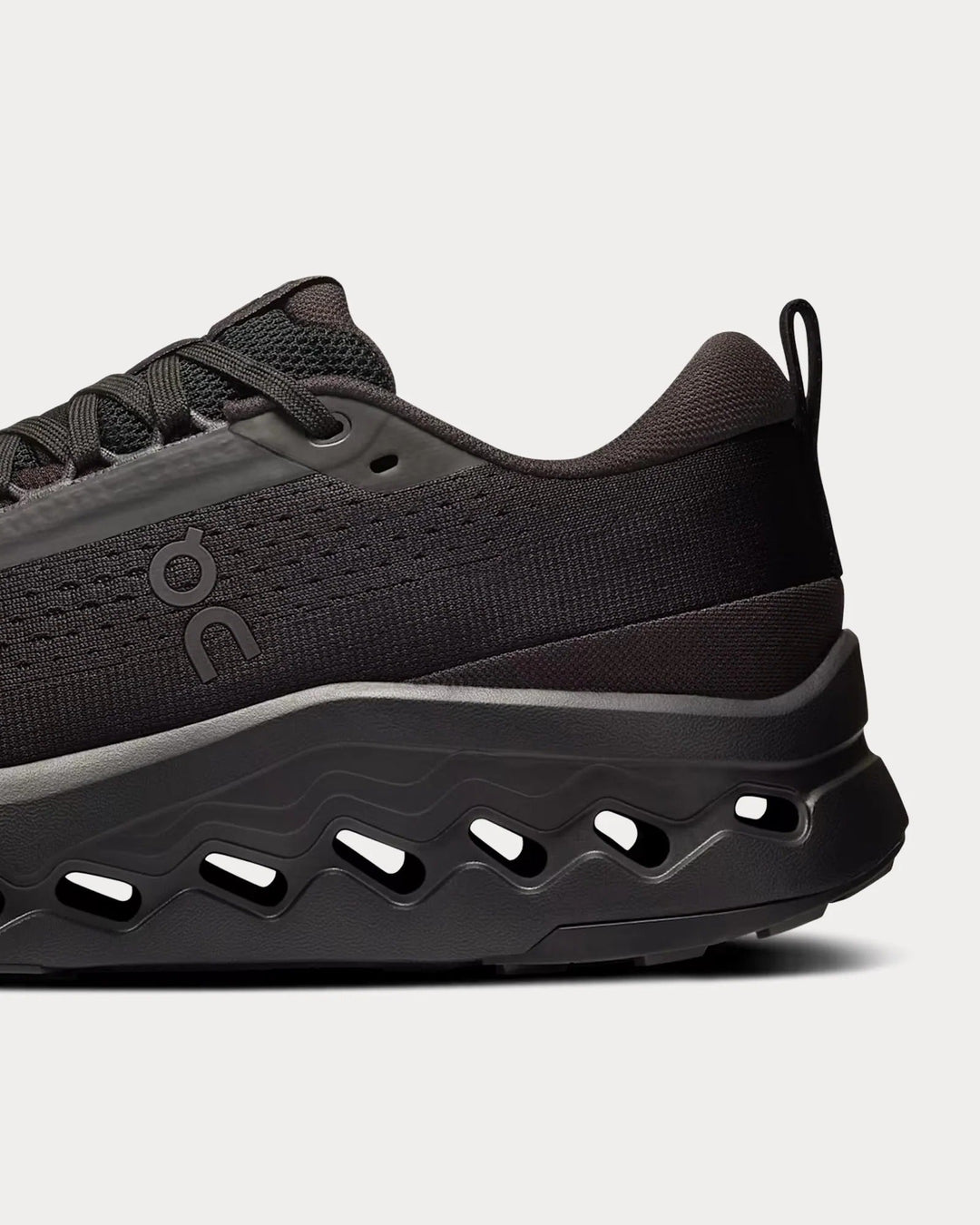 On Running Cloudsurfer Trail 2 - Preto