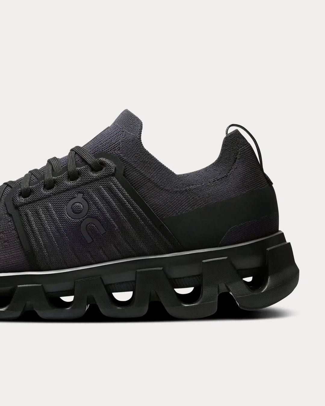 On Running Cloudswift 4 – Preto/Eclipse