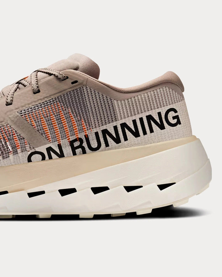 On Running Cloudultra Pro - Cinza Cinder/Pérola