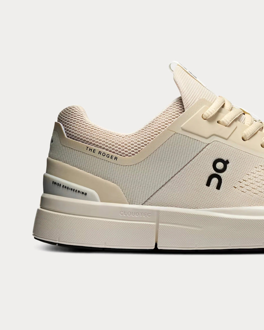 On Running The Roger Spin – Areia/Marfim