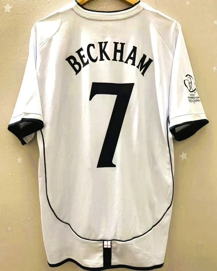 Camisa Retrô Inglaterra 2002/03 Home - BECKHAM #7 (+Patches)